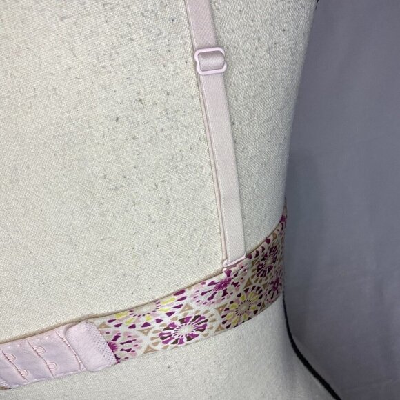 Victoria's Secret Body Secret Embrace Lightly Padded Full Coverage 34C - Picture 5 of 5